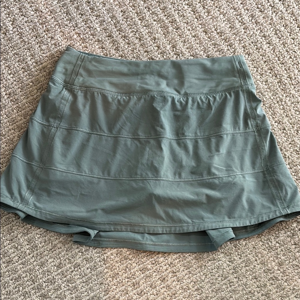 Lululemon skirt 14”